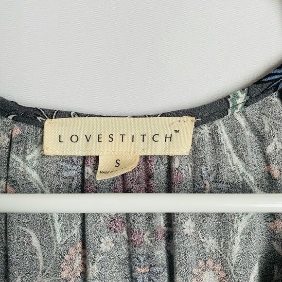 Love Stitch Grey Flowy Floral Peasant Top Size S - Picture 6 of 9
